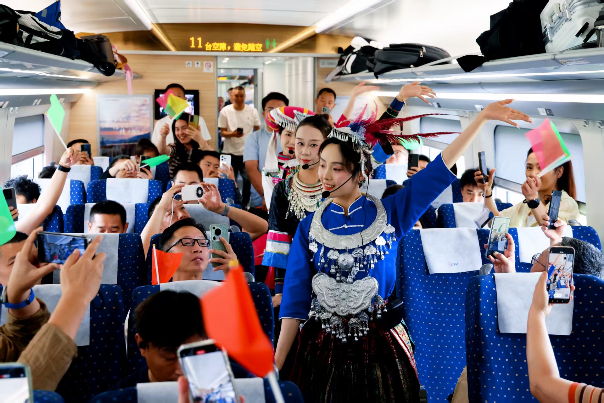 “一次消费”带来“一串消费”！“票根经济”带火贵阳避暑季旅游