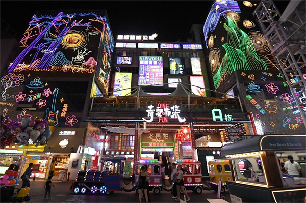 微更新撬动大变化 老街区焕发新活力：贵州以城市更新推进中华民族共同体建设